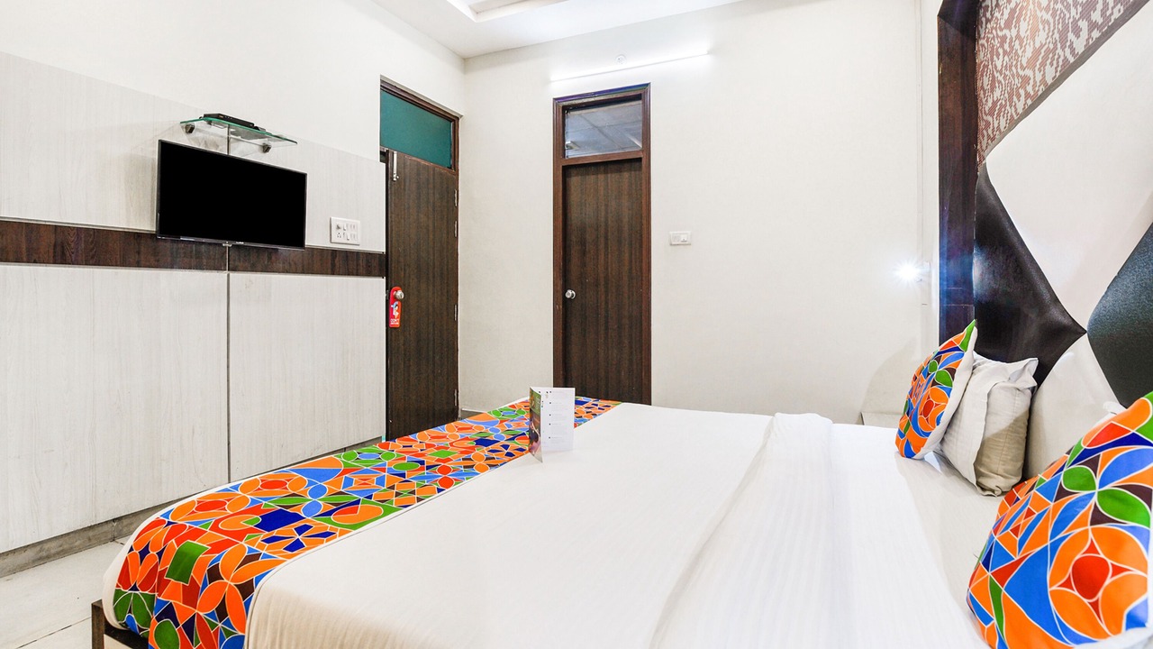 Photo of Bedroom in Charbagh