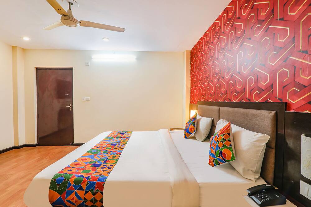 Photo of Bedroom in Hazratganj