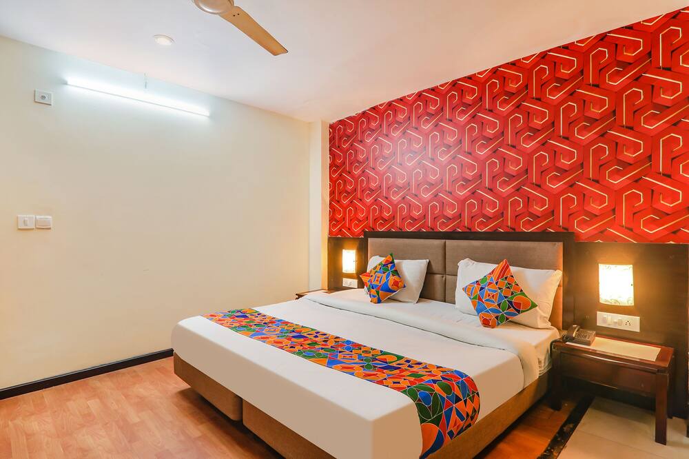 Photo of Bedroom in Hazratganj