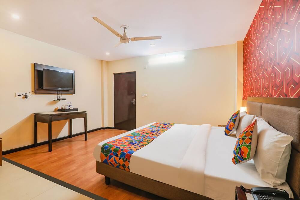 Photo of Bedroom in Hazratganj