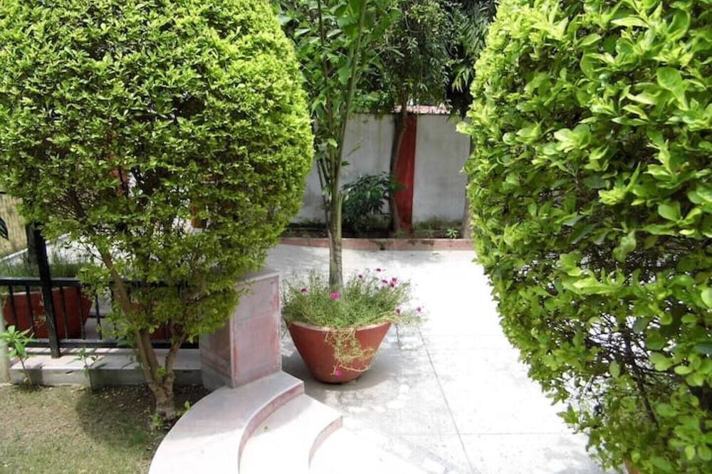 Photo of Patio Balcony in Agra