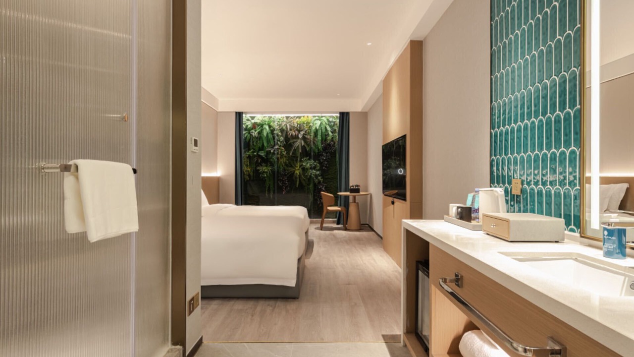 Photo of Bedroom in Huaqiang North