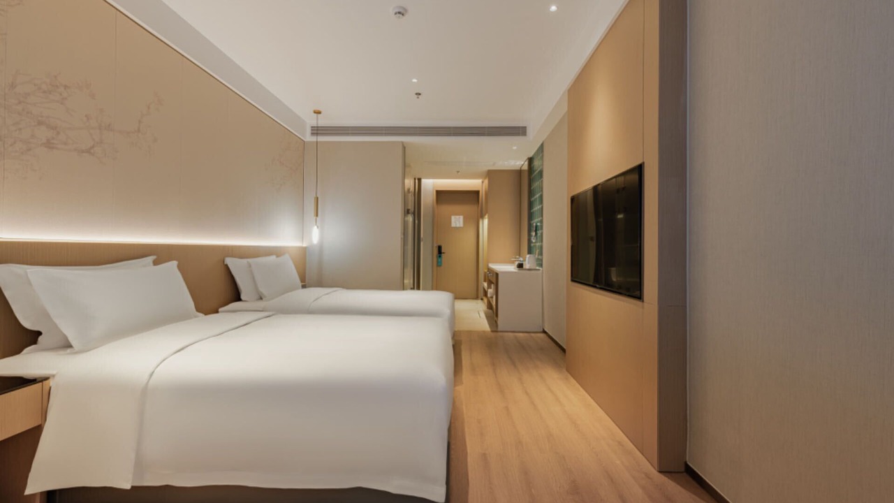 Photo of Bedroom in Huaqiang North