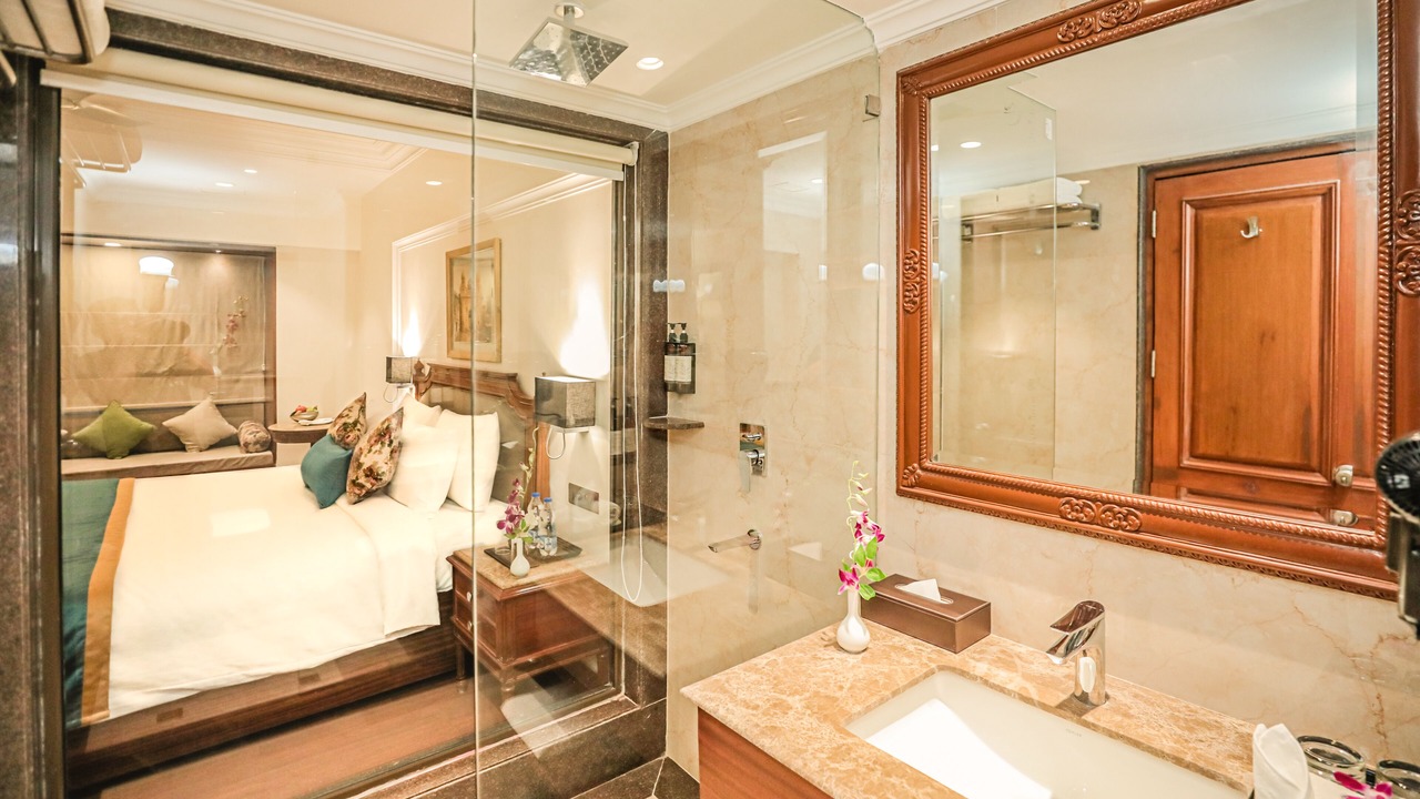 Photo of Bedroom in Hazratganj