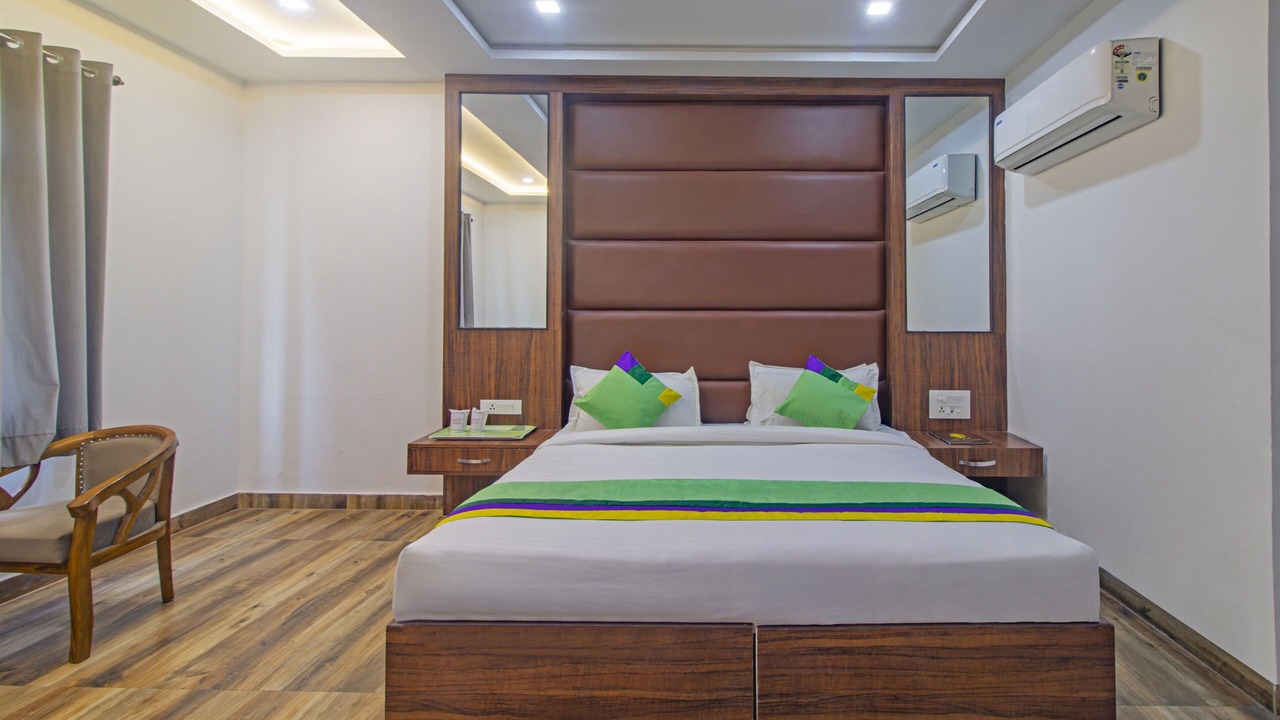 Photo of Bedroom in Agra