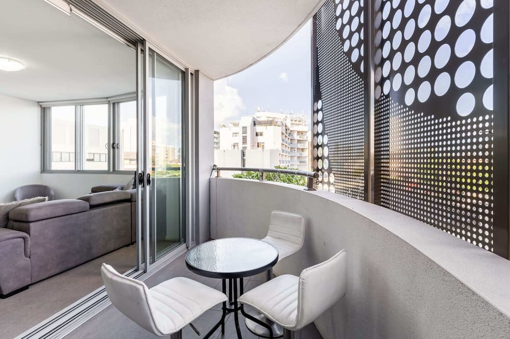 Photo of Patio Balcony in Brighton-le-Sands