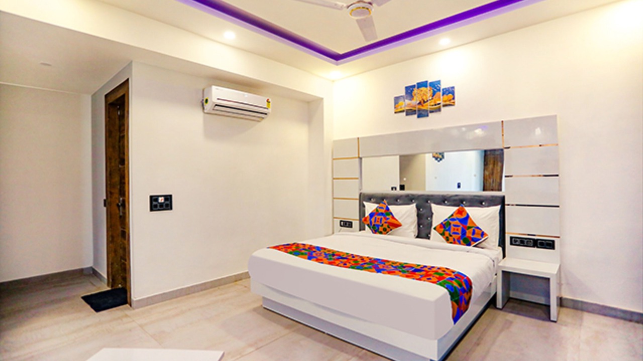 Photo of Bedroom in Sector 27