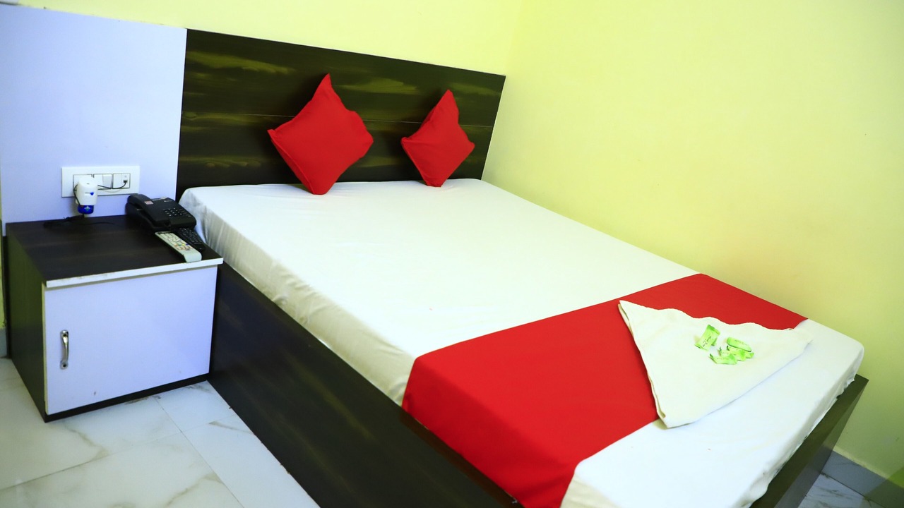 Photo of Bedroom in Mathura