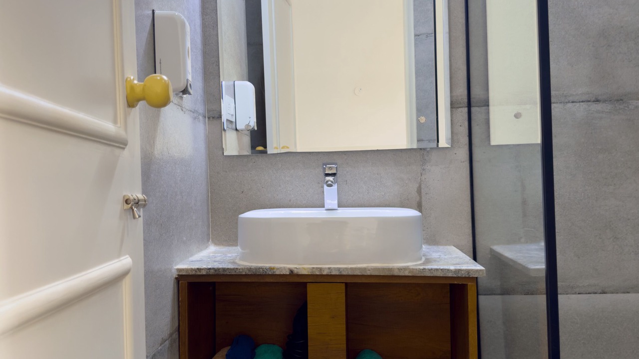 Photo of Bathroom in Taj Ganj
