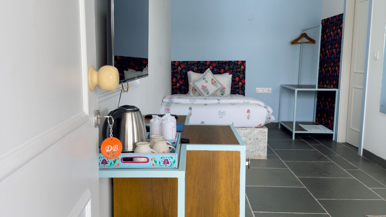 Photo of Bedroom in Taj Ganj