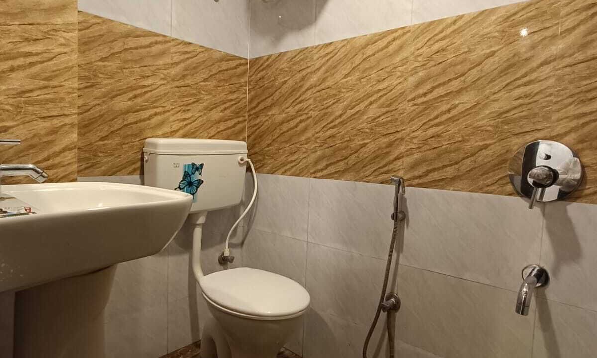 Photo of Bathroom in Sualkuchi