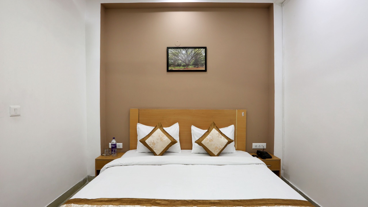 Photo of Bedroom in Sector 62