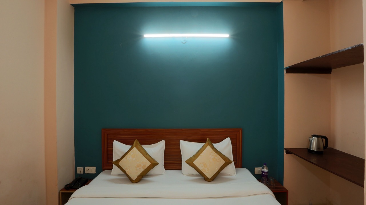 Photo of Bedroom in Sector 62
