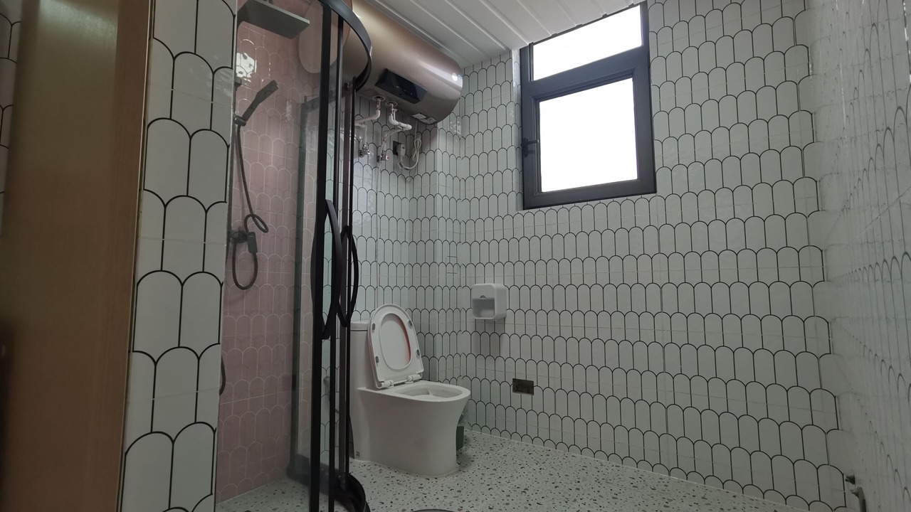 Photo of Bathroom in Huairou
