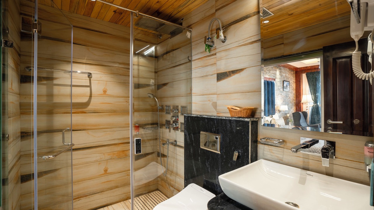 Photo of Bathroom in Bhagsu Nag