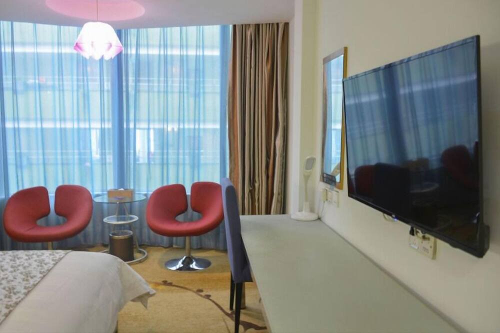 Photo of Bedroom in Huaqiang North