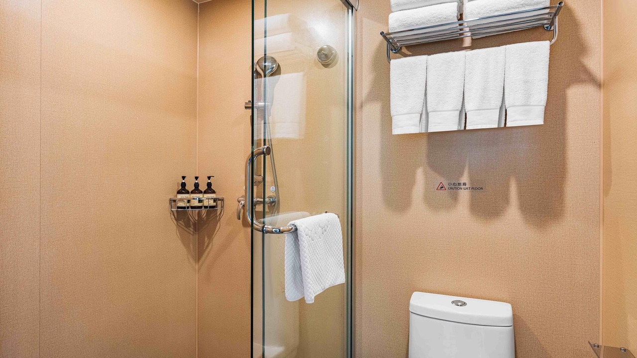 Photo of Bathroom in Kunming City Centre