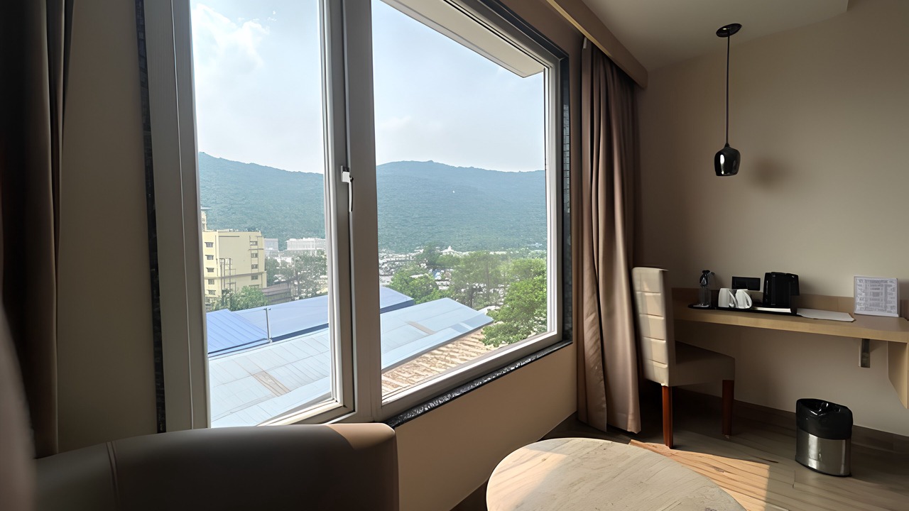 Photo of Bedroom in Sualkuchi