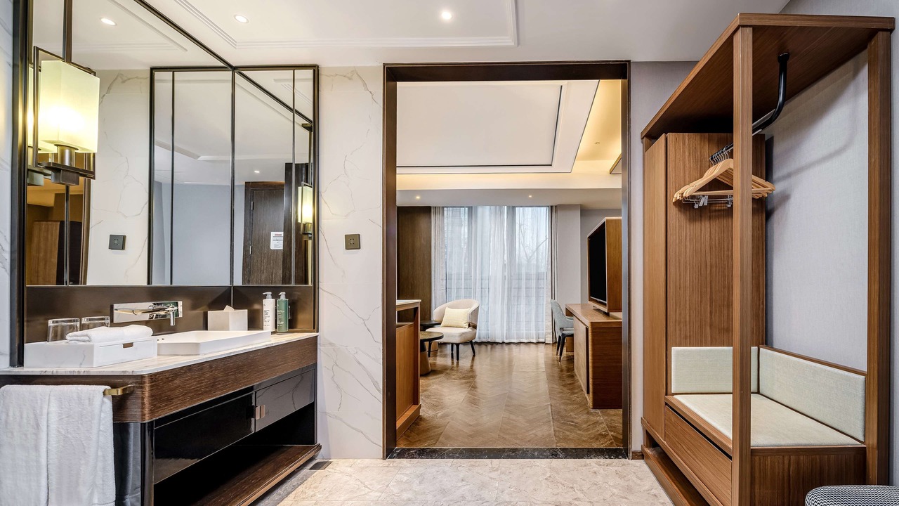 Photo of Bathroom in Jianwai Street