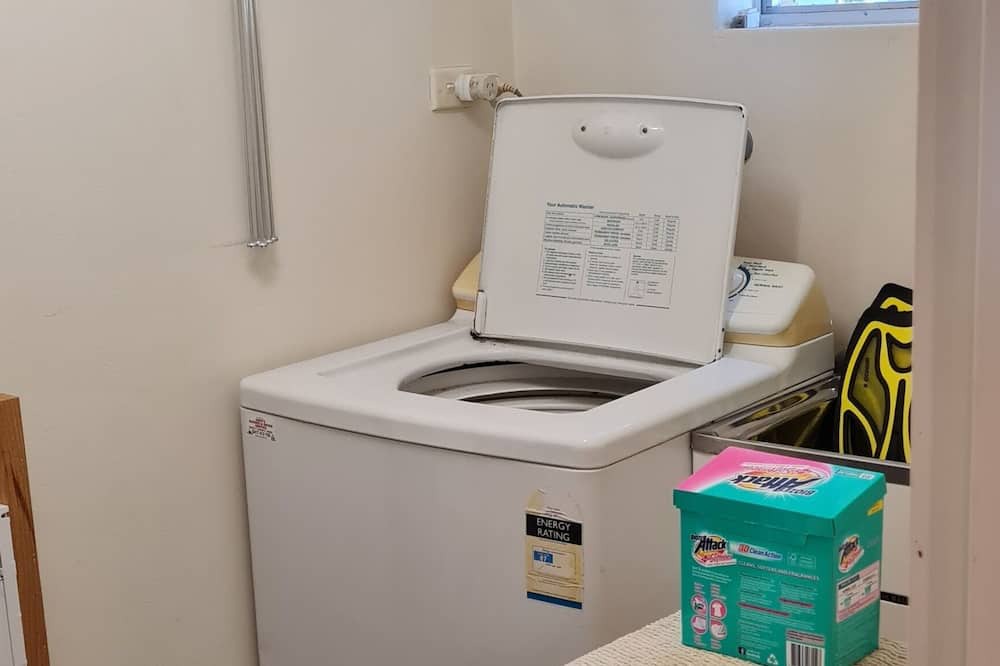 Photo of Kitchen in Narrabeen