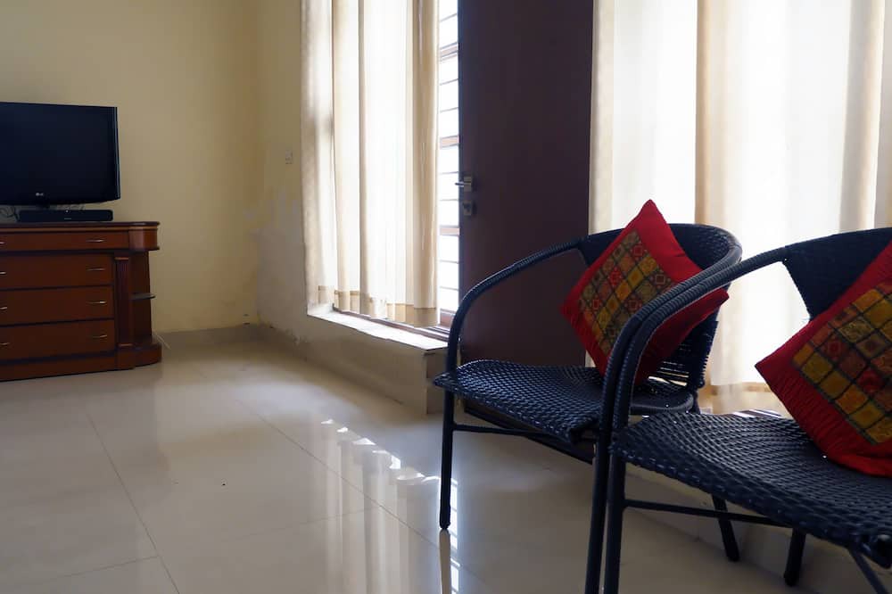 Photo of Livingroom in Agra
