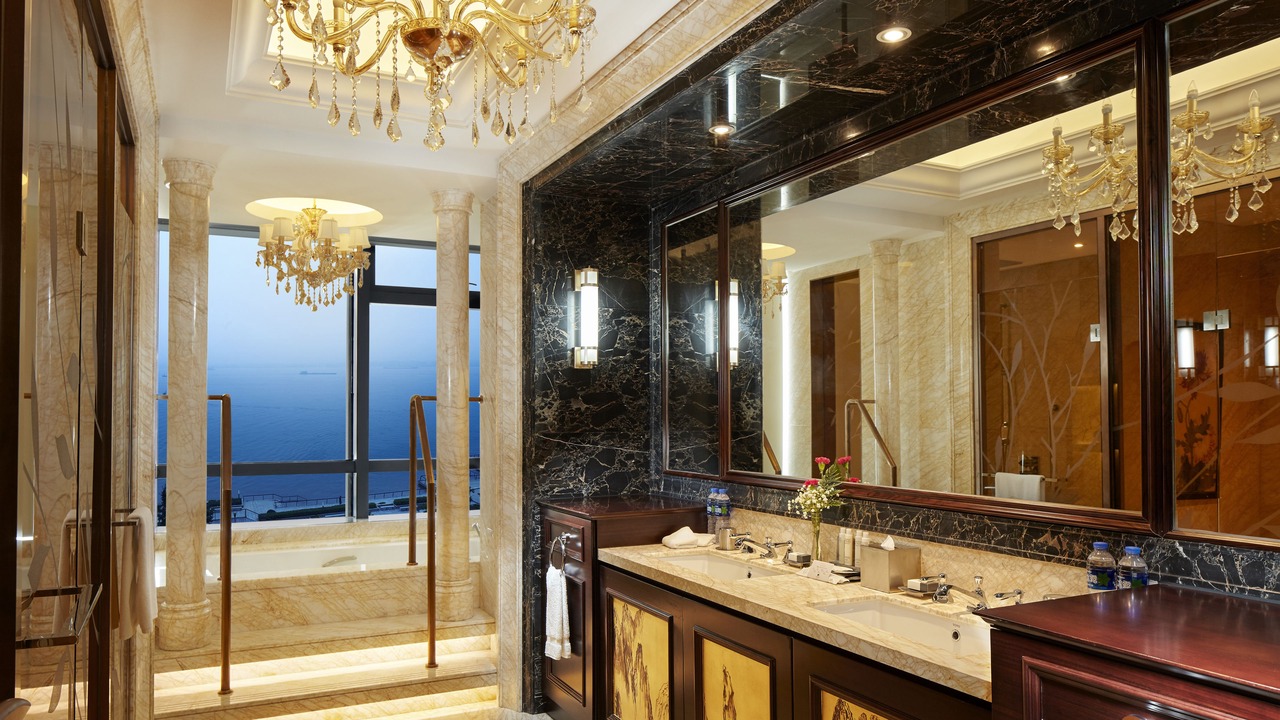 Photo of Bathroom in Jinghu District