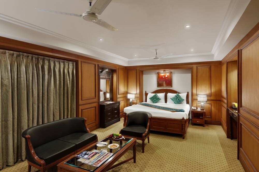 Photo of Bedroom in Hazratganj