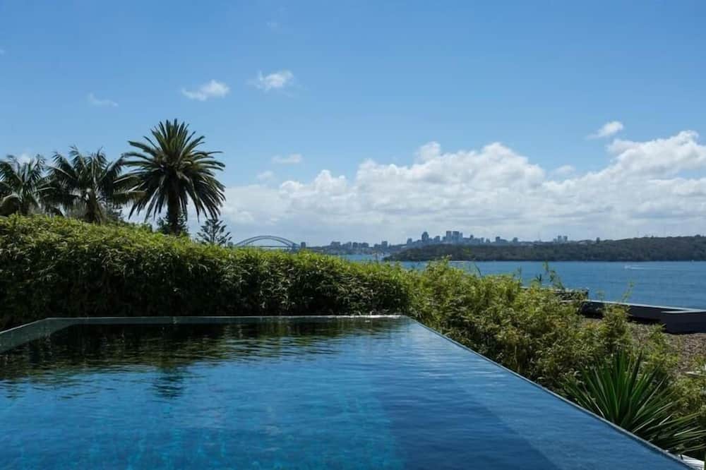 Photo of Others in Vaucluse