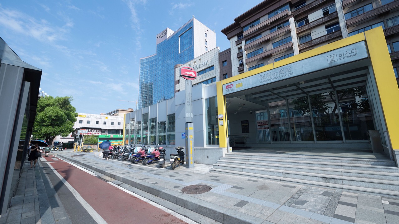 Photo of Outdoor in Donghu Qu