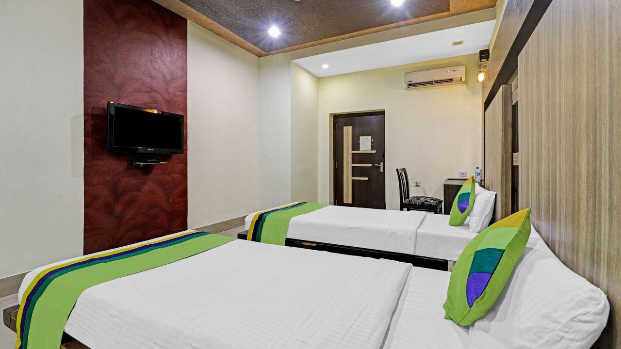 Photo of Bedroom in Sualkuchi