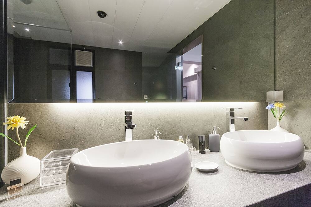 Photo of Bathroom in Tsim Sha Tsui