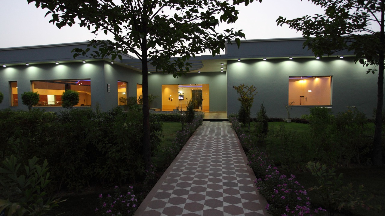 Photo of Outdoor in Mathura