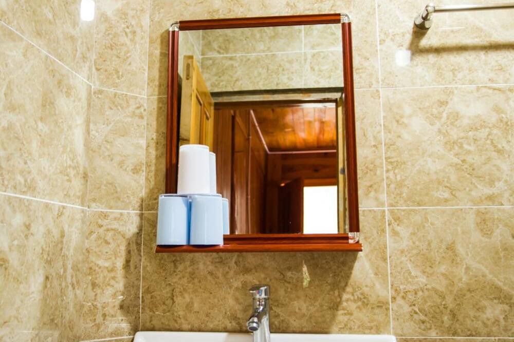 Photo of Bathroom in Hutiaoxia