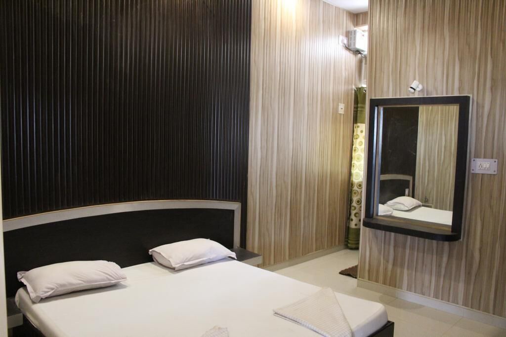 Photo of Bedroom in Govardhan