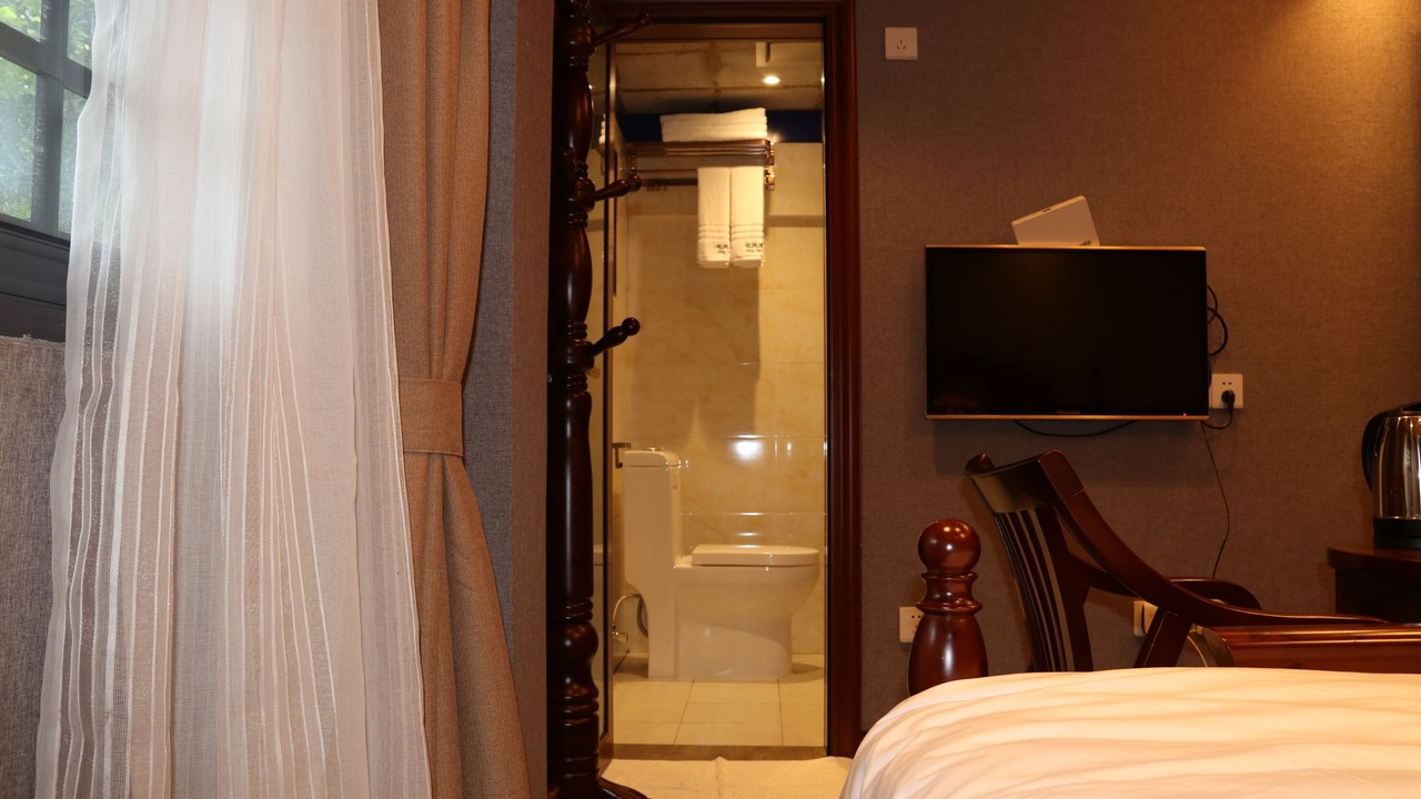 Photo of Bathroom in Emeishan