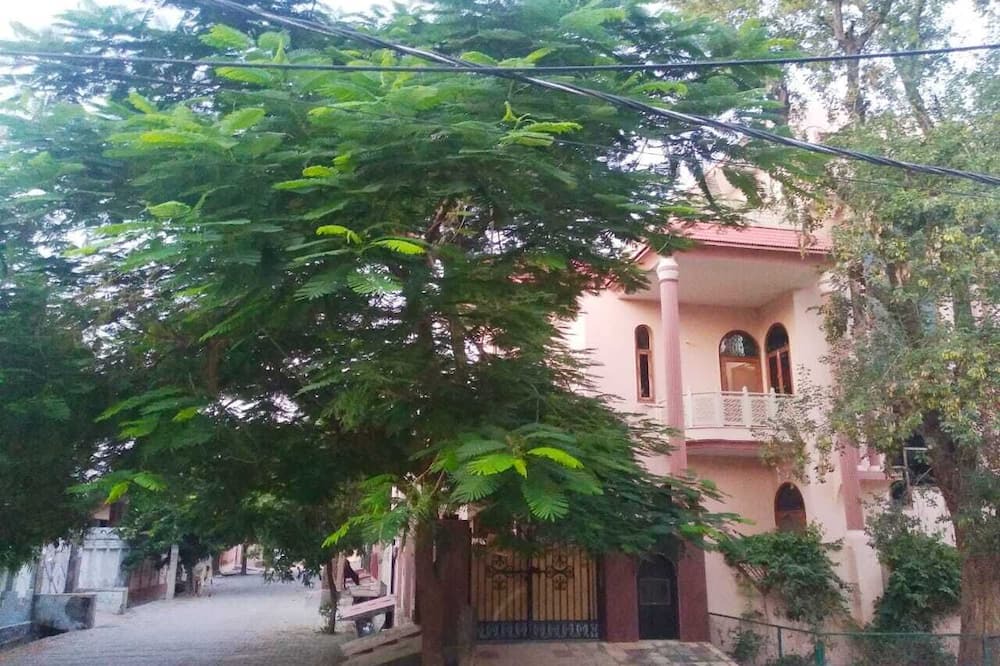 Photo of Outdoor in Mathura