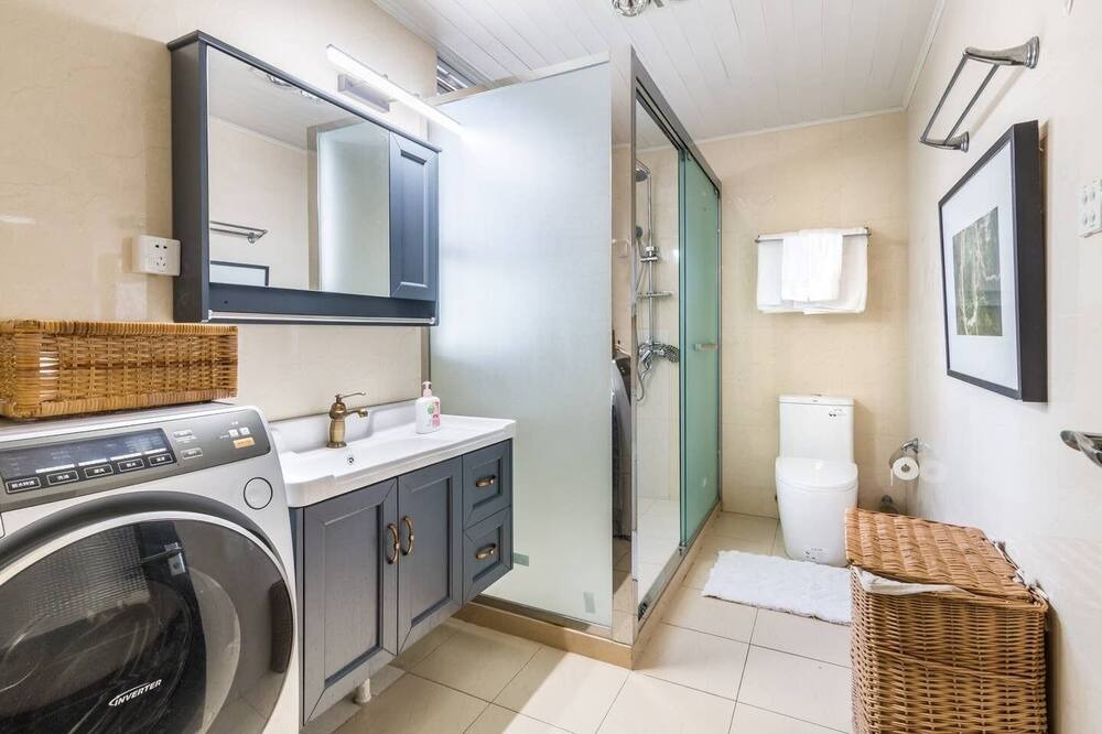 Photo of Bathroom in Huangpu