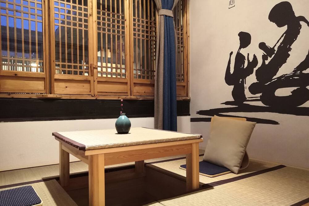 Photo of Bedroom in Tunxi