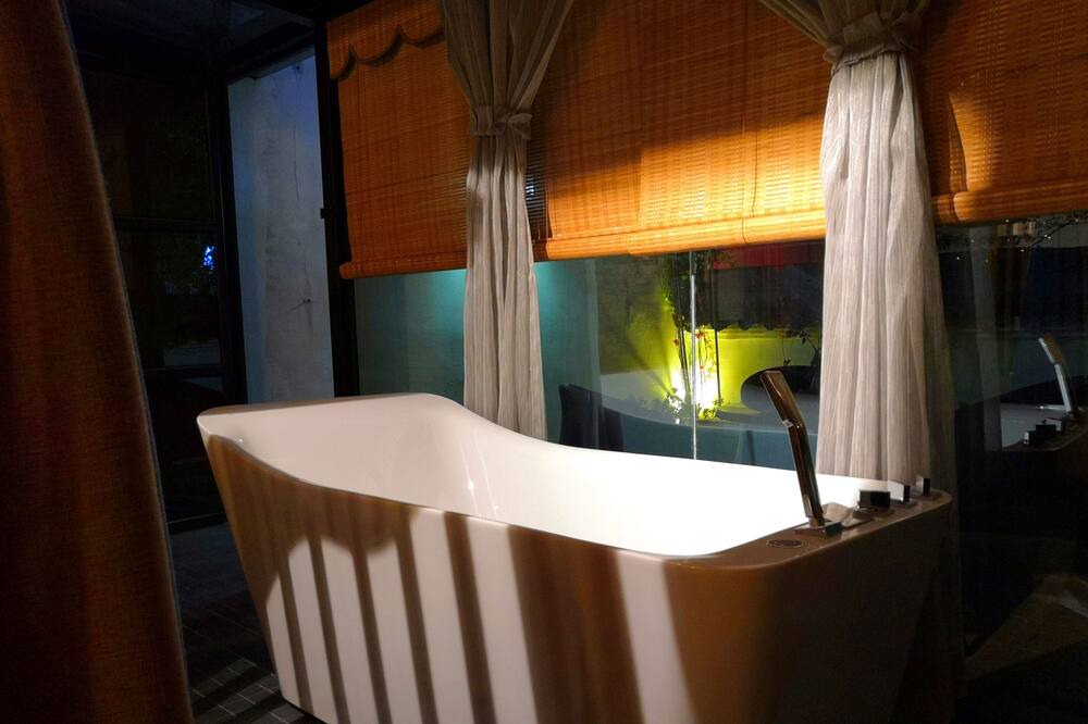 Photo of Bathroom in Tunxi
