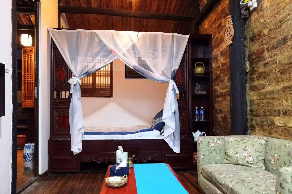 Photo of Bedroom in Tunxi