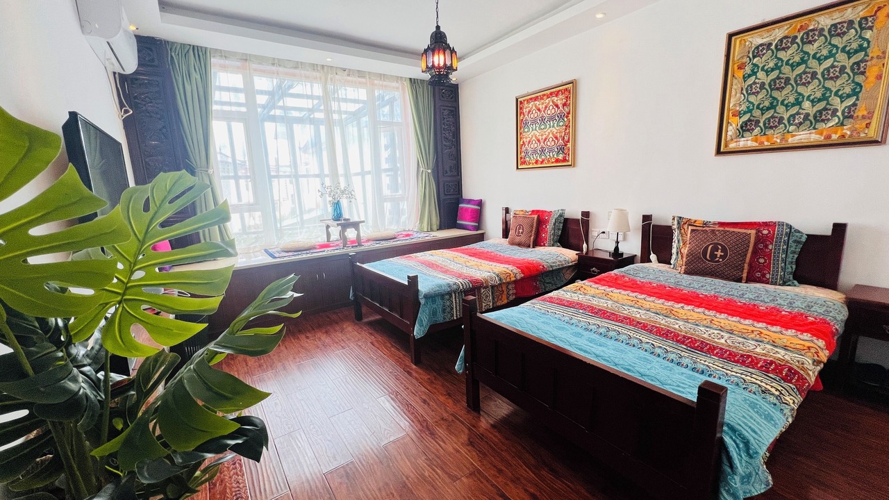 Photo of Bedroom in Shangri-La
