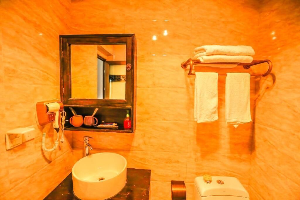Photo of Bathroom in Shangri-La