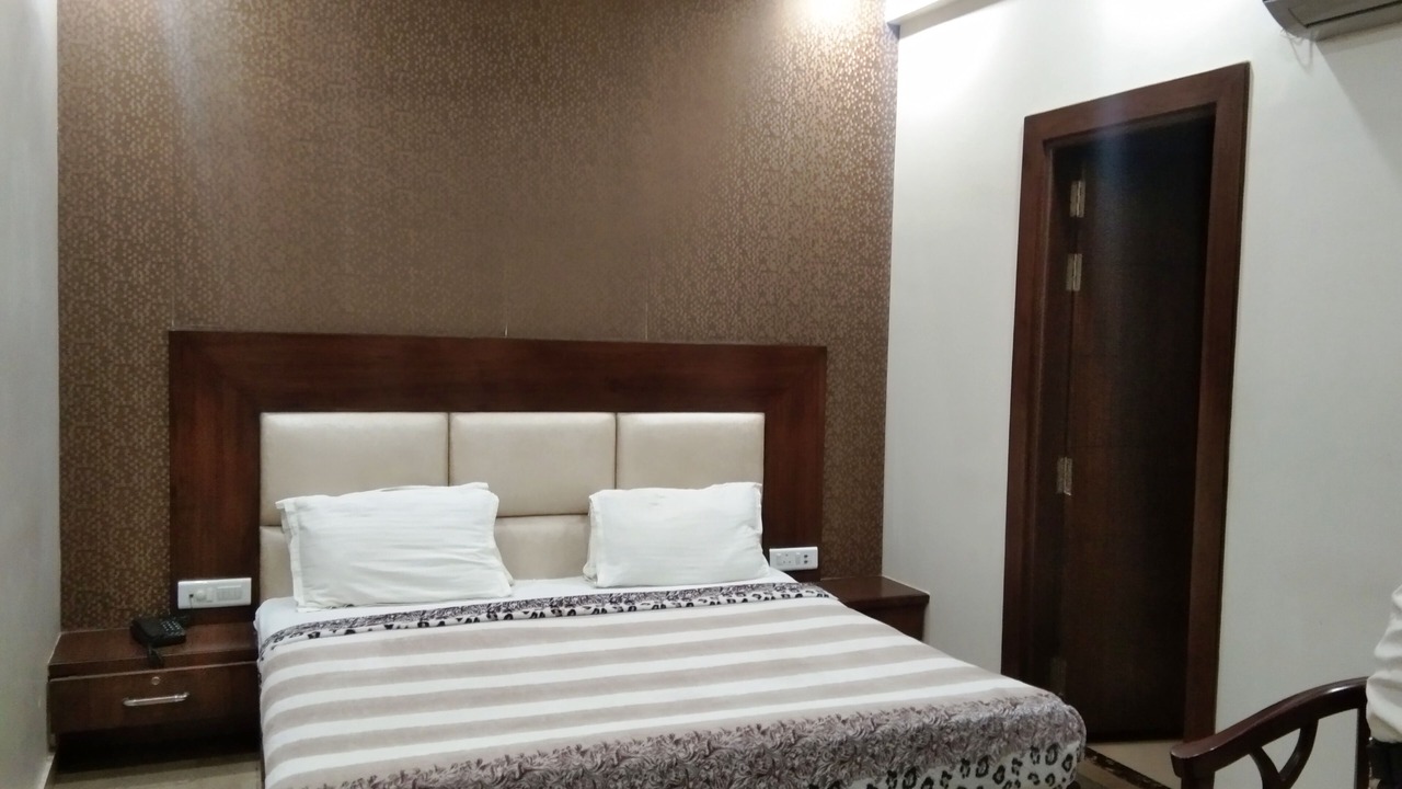 Photo of Bedroom in Rakabganj