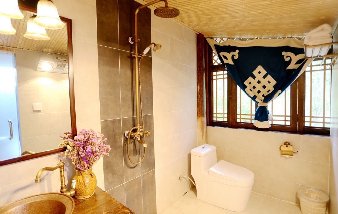 Photo of Bathroom in Shangri-La