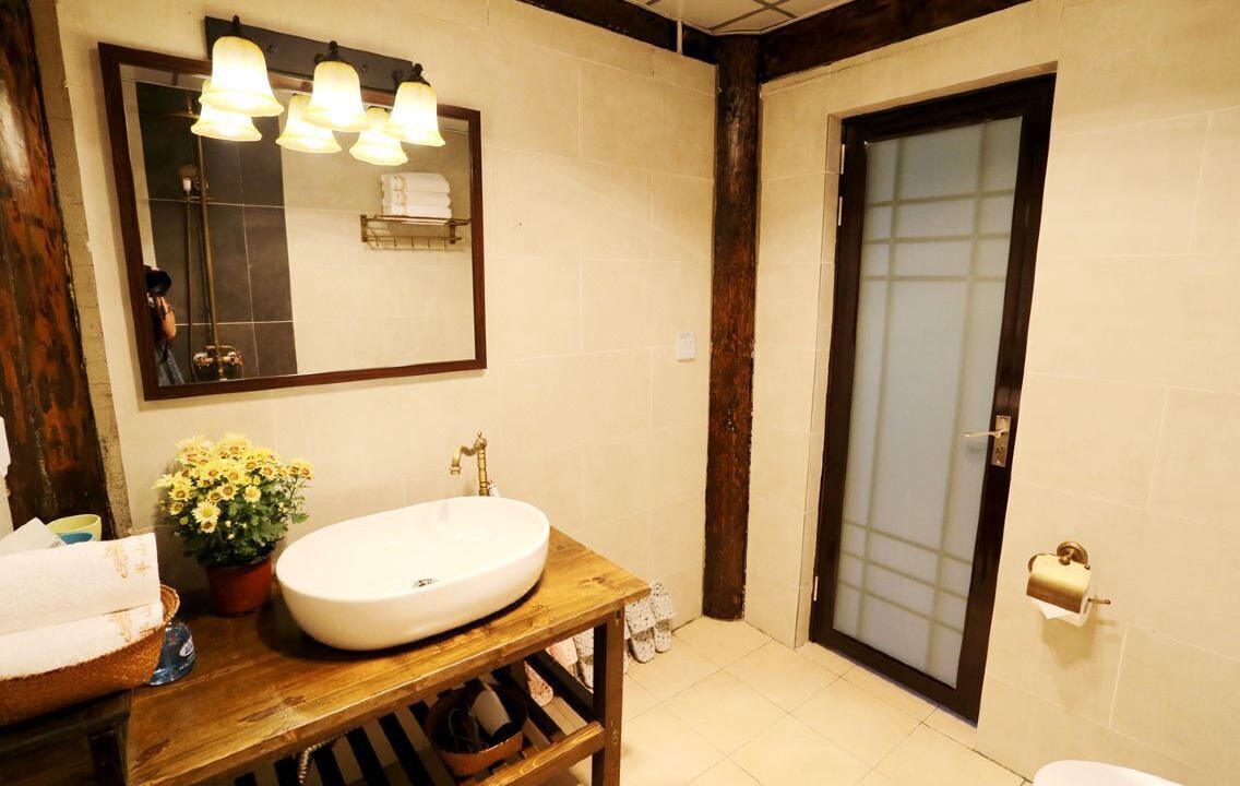 Photo of Bathroom in Shangri-La