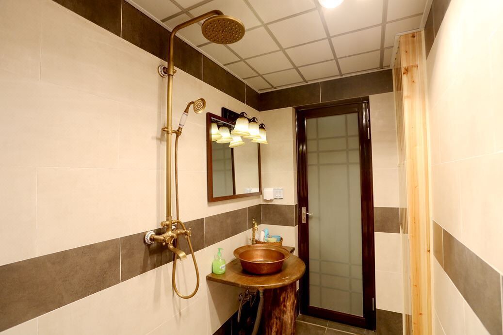 Photo of Bathroom in Shangri-La