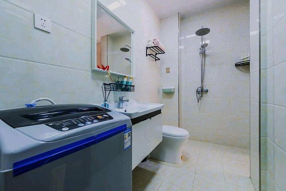 Photo of Bathroom in Weiyang