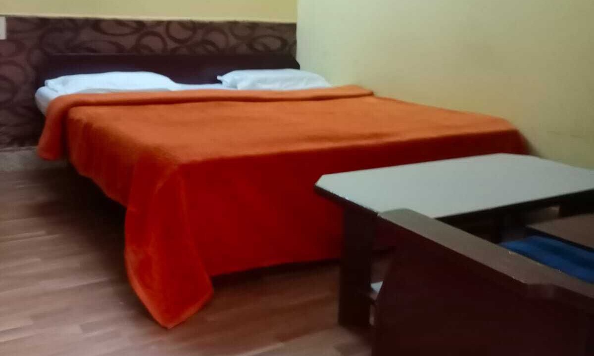 Photo of Bedroom in Taj Ganj