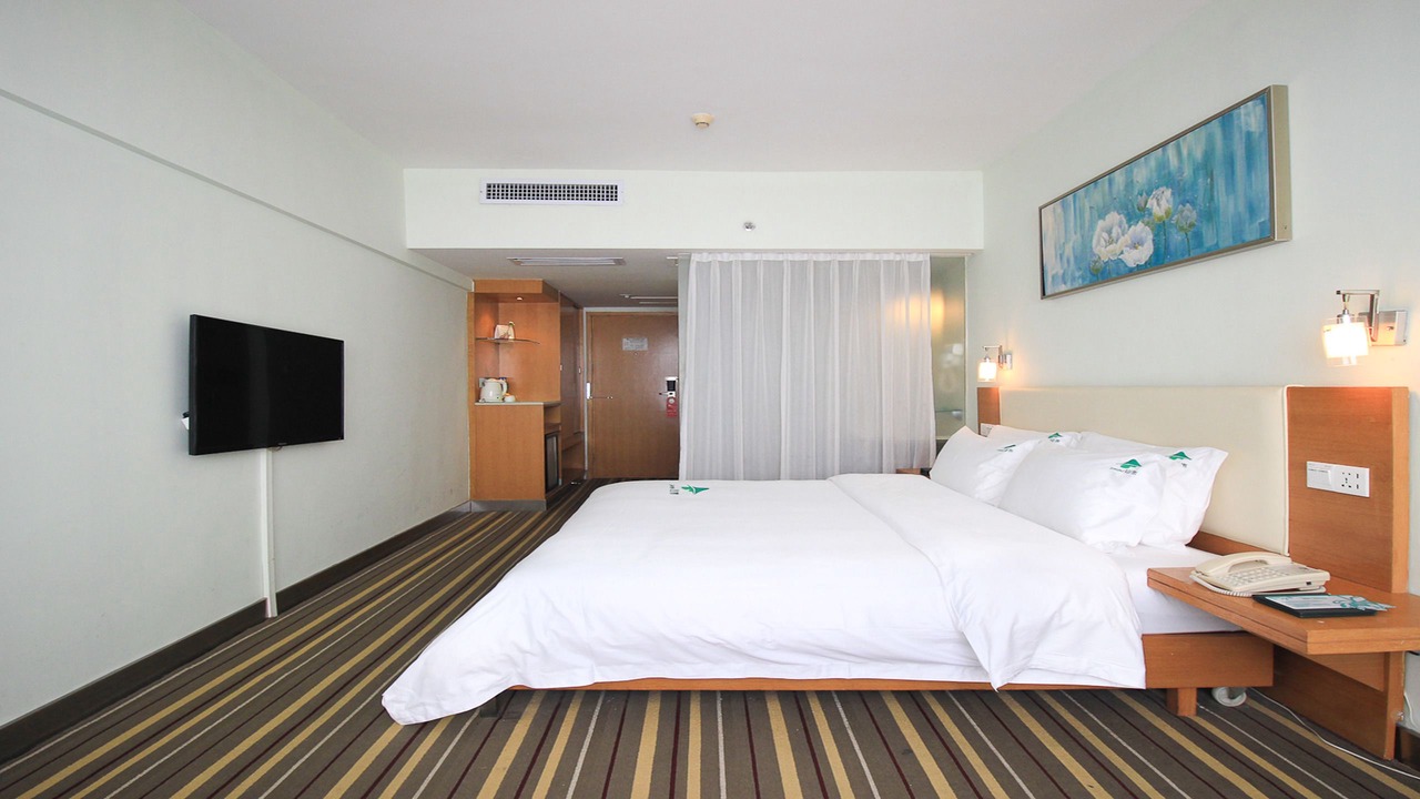 Photo of Bedroom in Huaqiang North