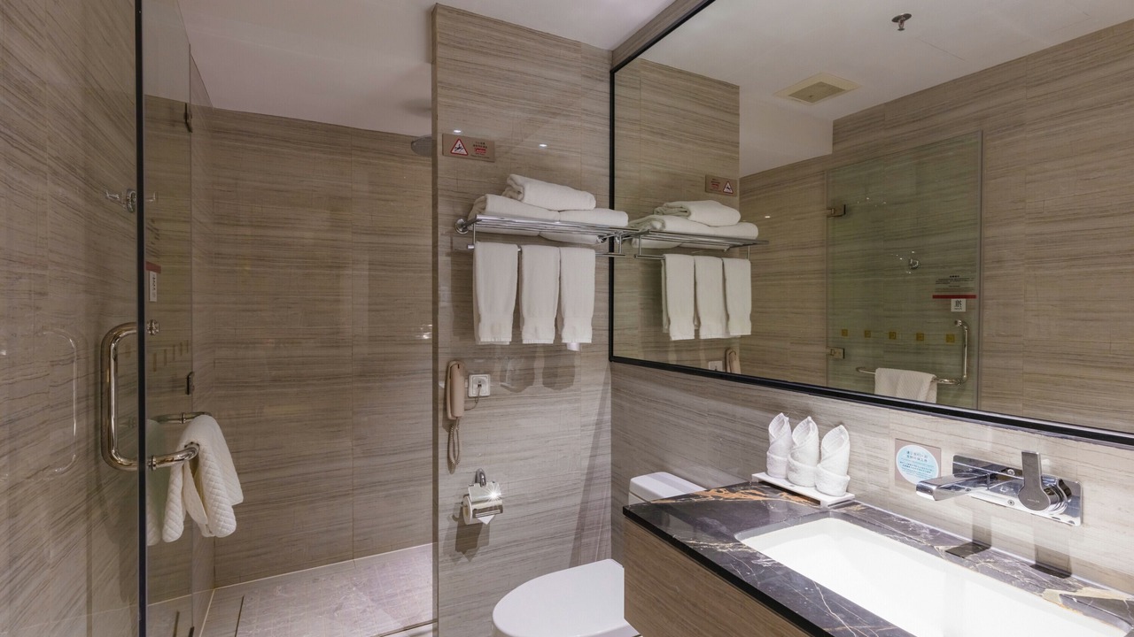 Photo of Bathroom in Xiangzhou District